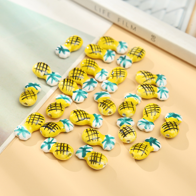 1 pezzo di perlina in ceramica a forma di ananas per gioielli fai da te 