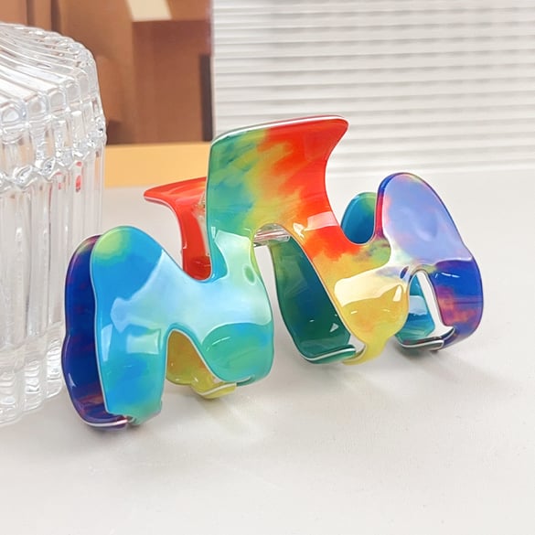 1 par de pinzas para el pelo de PVC para mujer, de colores variados e informales, de serie sencilla