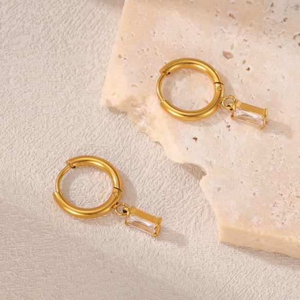 1 Paar einfache Serie täglich geometrische Edelstahl Gold Farbe Damen Tropfen Ohrringe