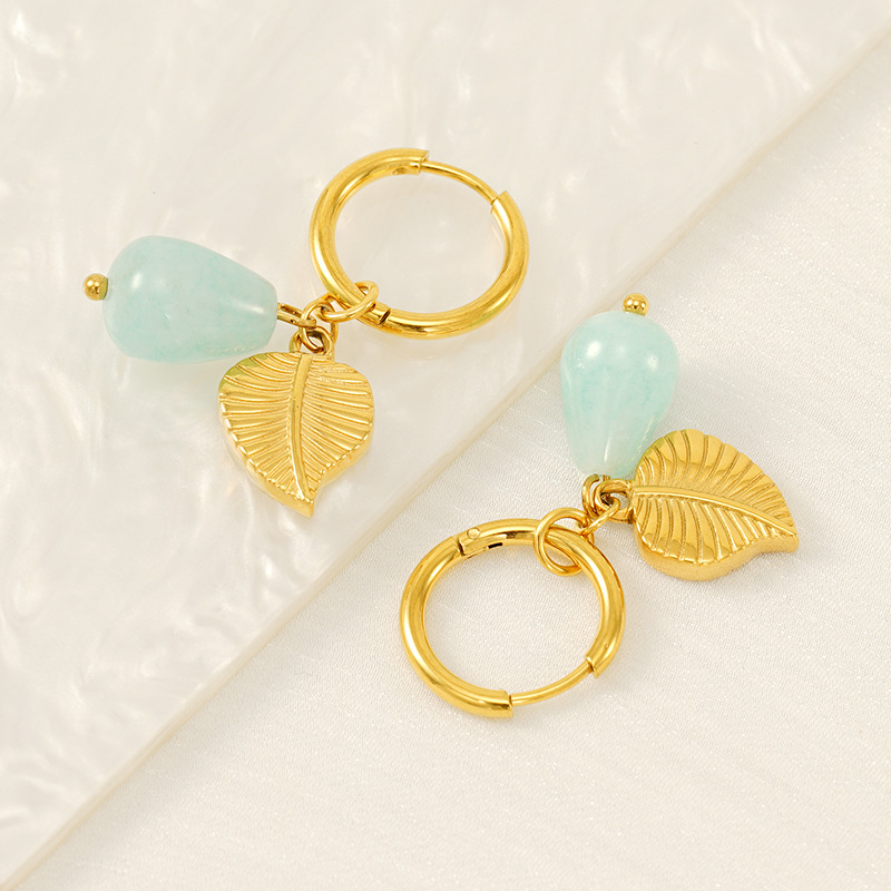 Orecchini pendenti in acciaio inossidabile color oro con foglie Immagine4