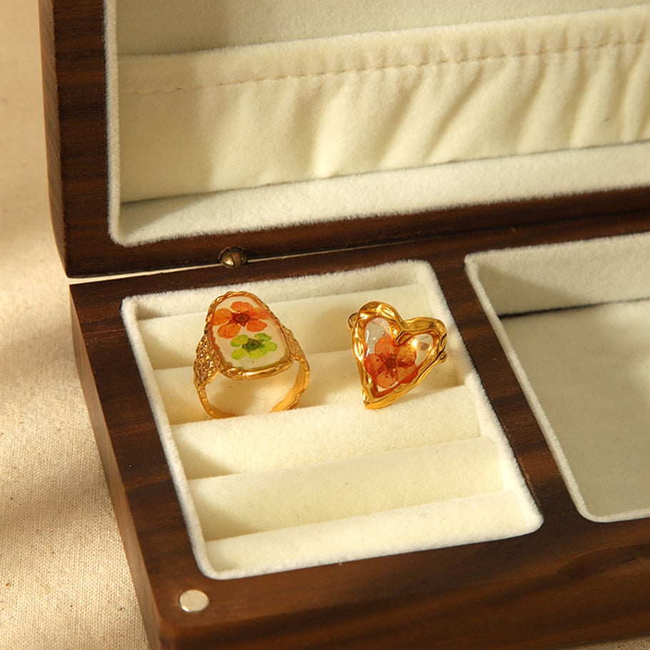 1 Paar Statement-Ringe aus Edelstahl der Romantischen Serie mit eleganten Blumen in Goldfarbe Bild4
