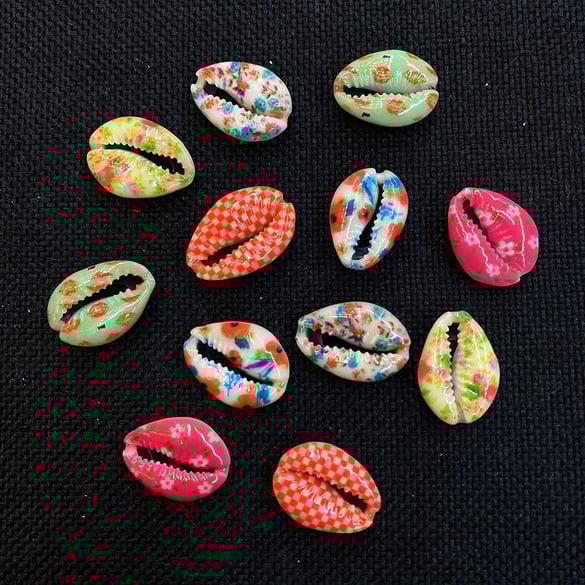 1 Set Oil-spot Glazing Flower Conch Women's Pendants 2
