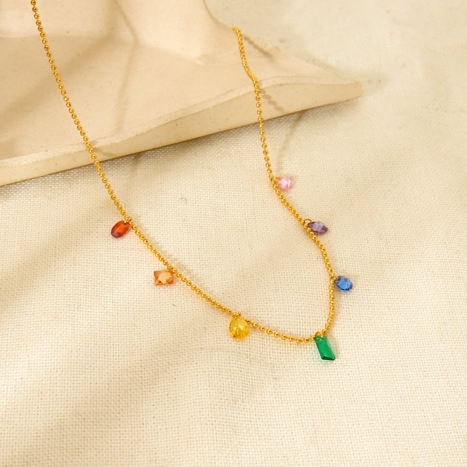 1 Paar einfache Serie täglich geometrische Edelstahl Gold Farbe Zirkon Damen Anhänger Halsketten Bild4