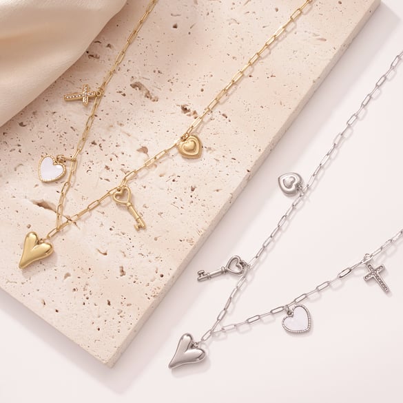 Anspruchsvolle Halsketten mit Herzanhänger aus Edelstahl in Goldfarbe für Damen 2