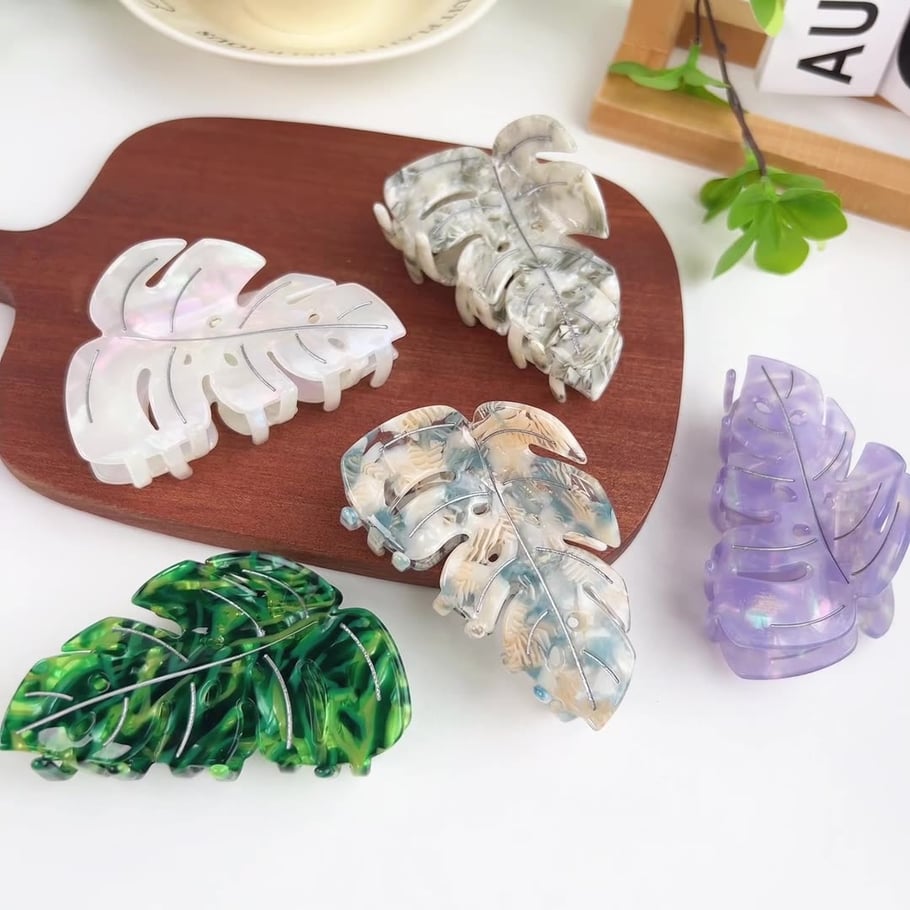 Premium Elegant Leaf Styling Women's Hair Claw Picture3