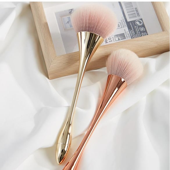 Powder Brush Gold Color Women's Makeup Brush