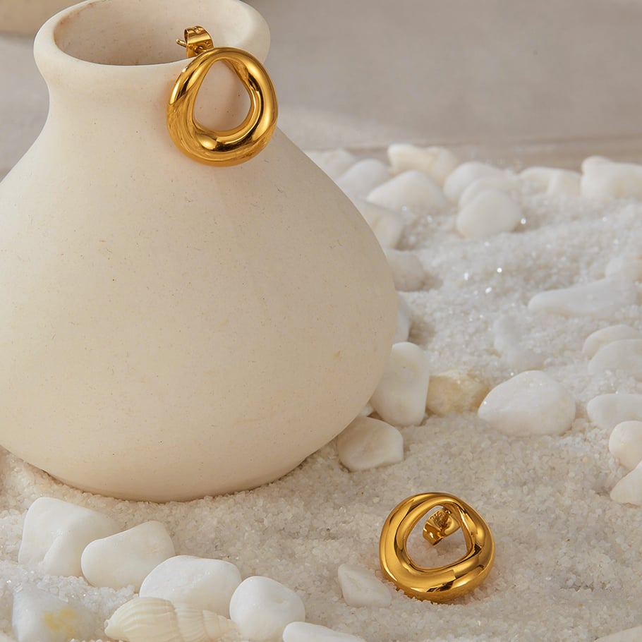 1 paio di orecchini a bottone da donna in acciaio inossidabile color oro, con motivo geometrico, semplici e quotidiani Immagine6
