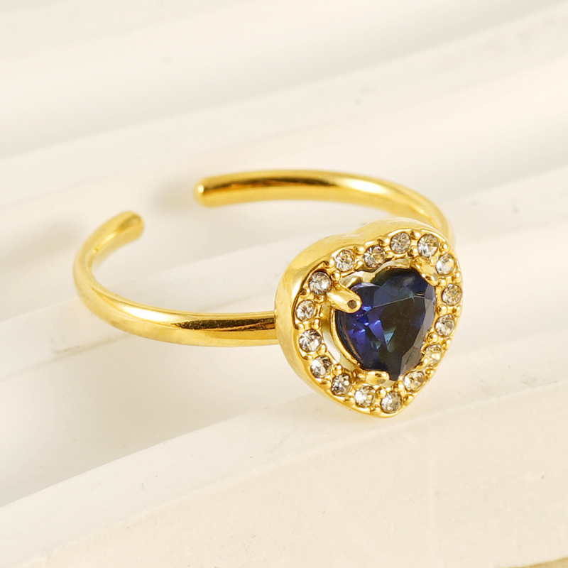 Anelli con pietre preziose color oro in acciaio inossidabile a forma di cuore Immagine4