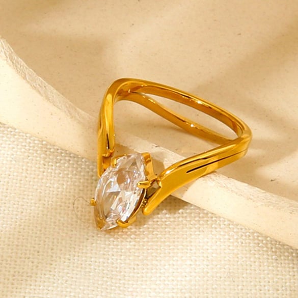 1 par de anillos de acero inoxidable con circonitas de color dorado y elegantes de la serie romántica 2