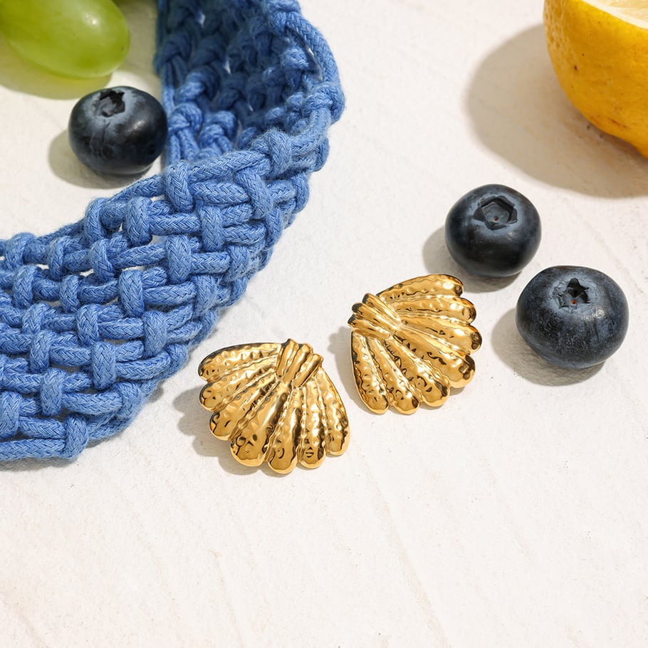 Ohrstecker aus Edelstahl mit Muscheln in Goldfarbe Bild5