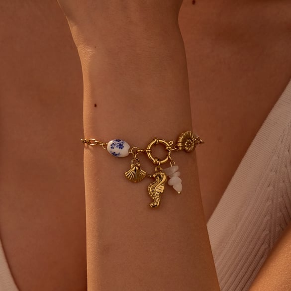1 Pair Romantic Series Vacation Turtle Stainless Steel   Gold Color  Women's Charm Bracelets
