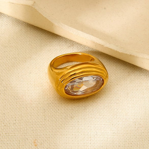 Luxuriöse Serie Geometrische Edelstahl Gold Farbe Ringe 2