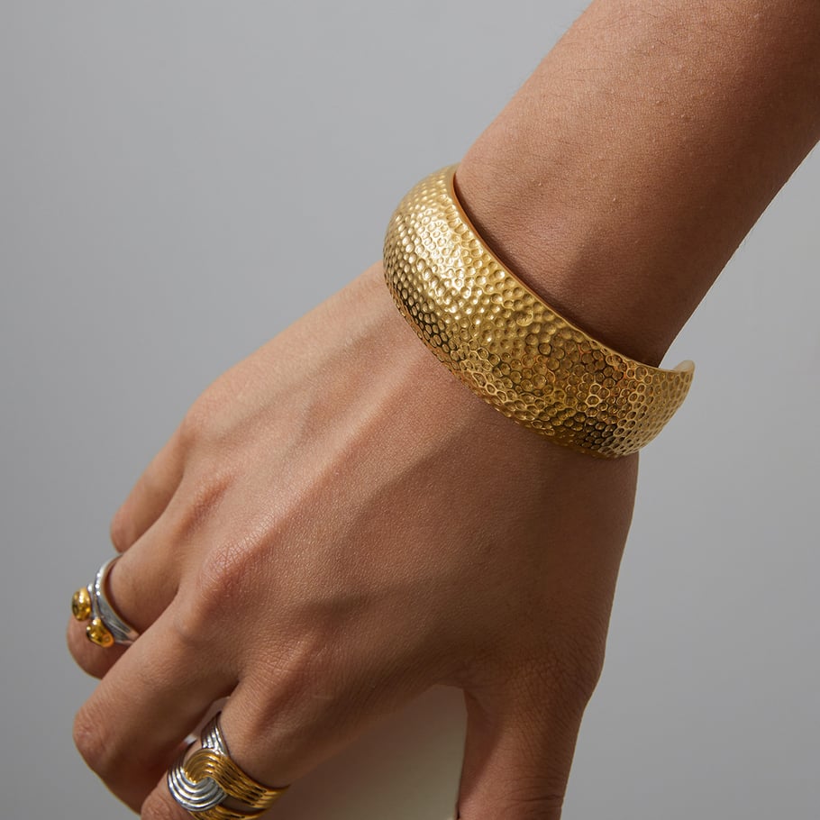 Solid Color Stainless Steel Cuff Bracelets Picture3