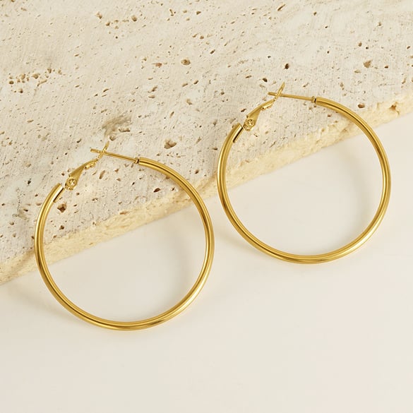 Orecchini a cerchio classici in acciaio inossidabile color oro