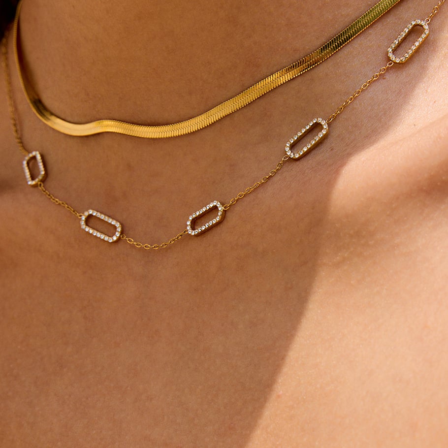 1 collar de cadena de acero inoxidable dorado con diseño geométrico informal para mujer Imagen4