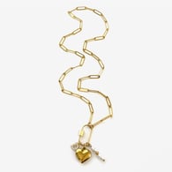 Collana con la lettera D Immagine24
