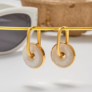 1 par de elegantes pendientes de aro anulares de acero inoxidable color dorado para mujer h5 Imagen4