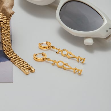 1 Paar romantische Serie Sweet LOVE Letter Edelstahl Gold Farbe Damen Tropfen Ohrringe h5 Bild6