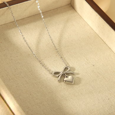 Collares colgantes de acero inoxidable color dorado con forma de corazón para mujer h5 Imagen3