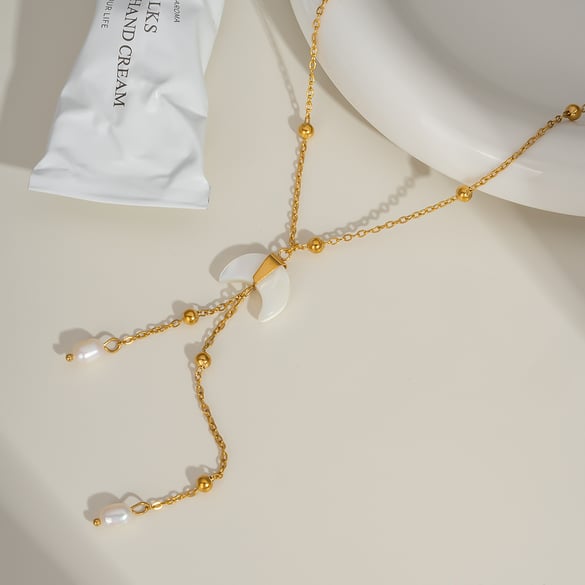 Collier pendentif lune couleur or en acier inoxydable 1 pièce