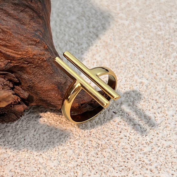 1 Stück geometrischer Ring aus goldfarbenem Edelstahl