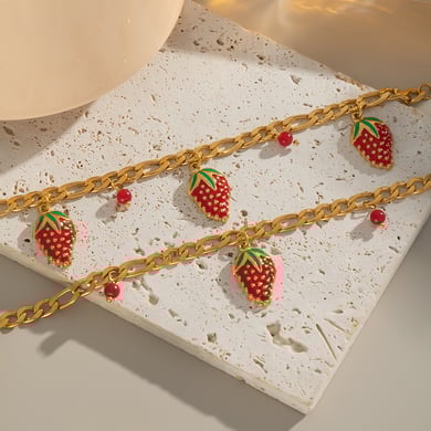1 pezzo di collana con ciondolo in acciaio inossidabile color oro a forma di fragola dolce h5 Immagine2