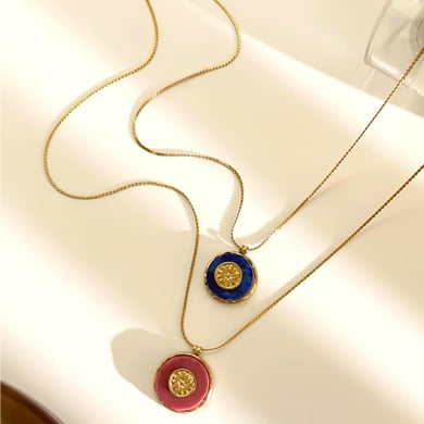 1 collar con colgante de piedra natural de color dorado y acero inoxidable. h5 Imagen5