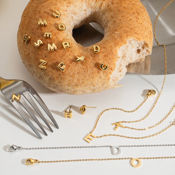Collier avec pendentif classique en acier inoxydable doré pour femme, 1 pièce 2