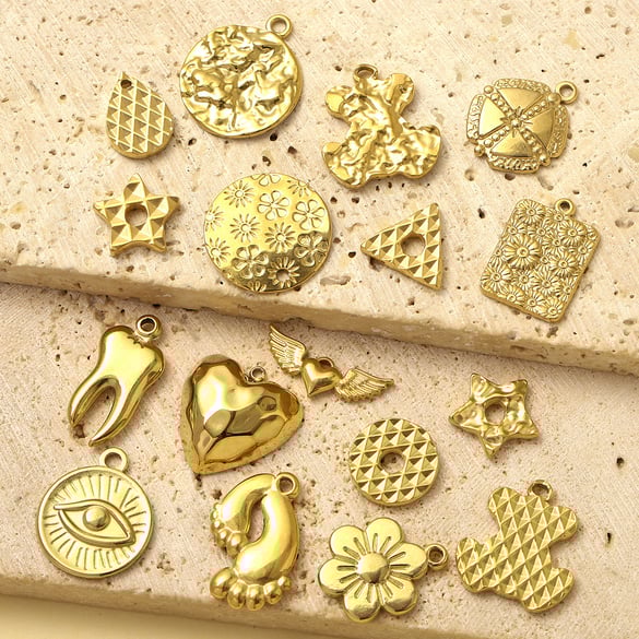1 Piece Luxurious Annular Stainless Steel Gold Color Women's Pendants 2