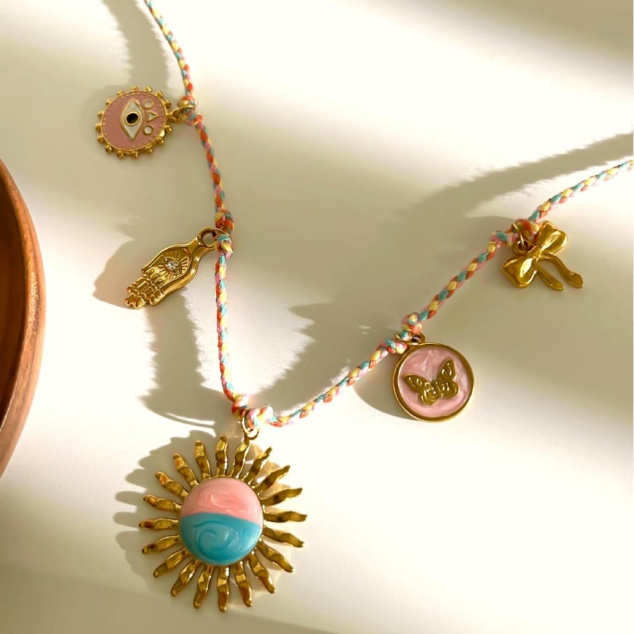1 Stück Halskette mit Sonnenblumen-Anhänger aus Edelstahl in Goldfarbe Bild4