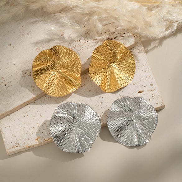 1 Pair Retro Stainless Steel Gold Color Stud Earrings 2