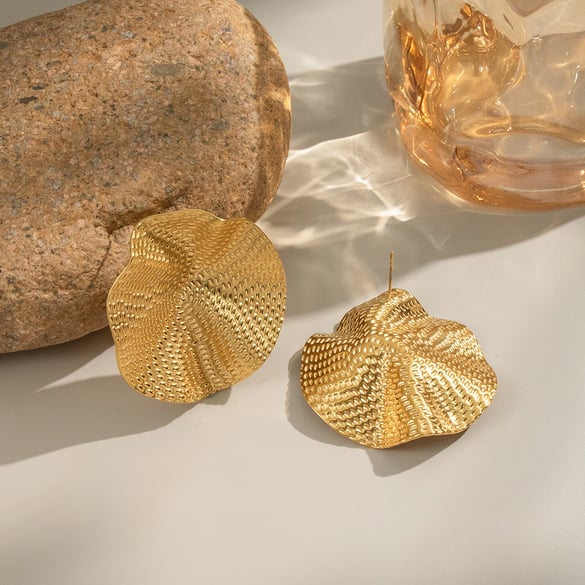 1 Pair Retro Stainless Steel Gold Color Stud Earrings