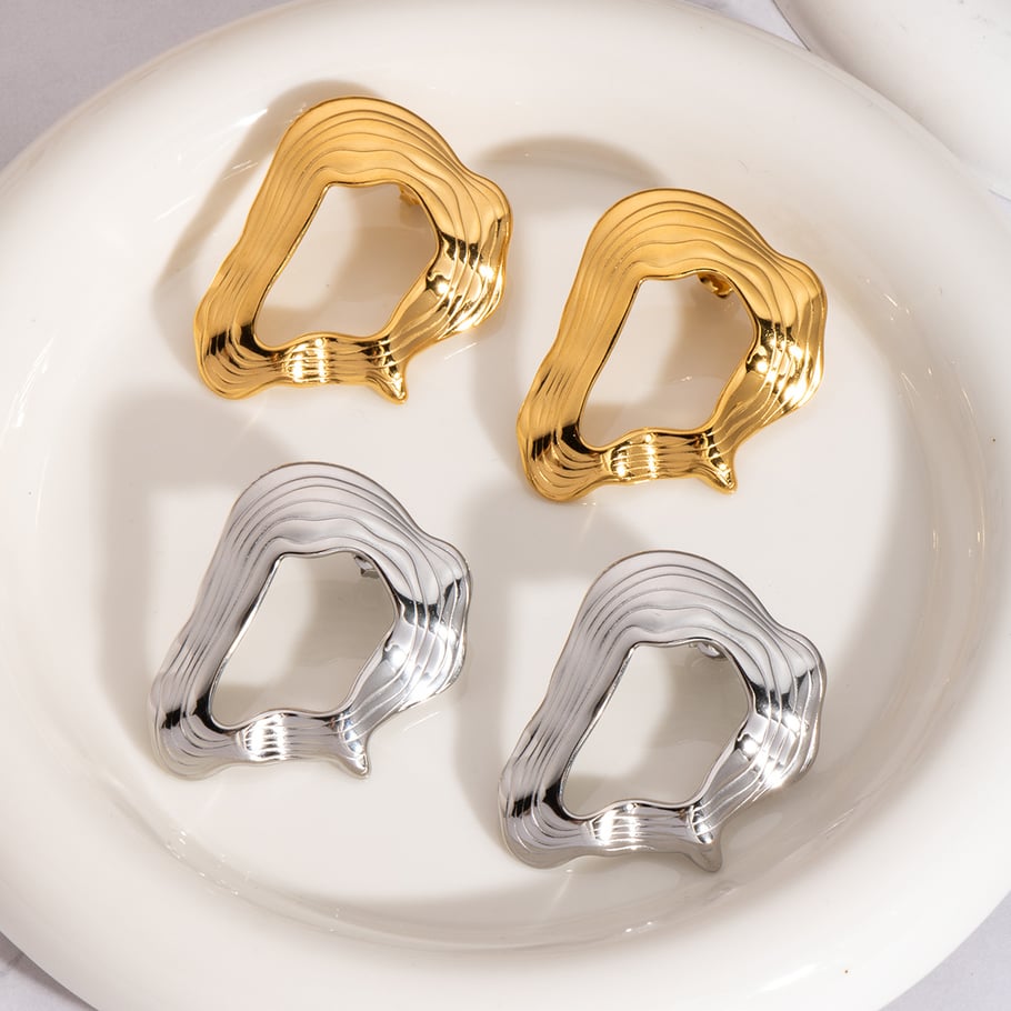 1 paire de boucles d&#39;oreilles à tige décontractées en acier inoxydable couleur or Image3