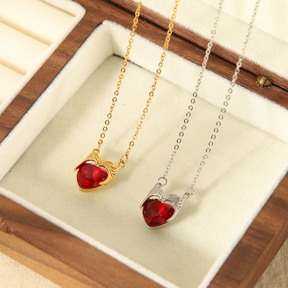 Luxurious Series Punk Heart Stainless Steel  Women's Pendant Necklaces 2