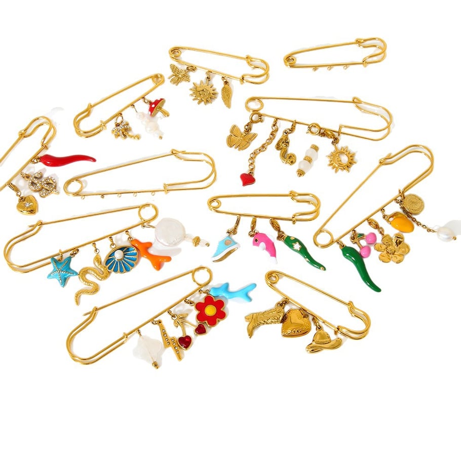 1 Pair Luxurious Series Daily Flower Stainless Steel   Gold Color  Brooches Picture5