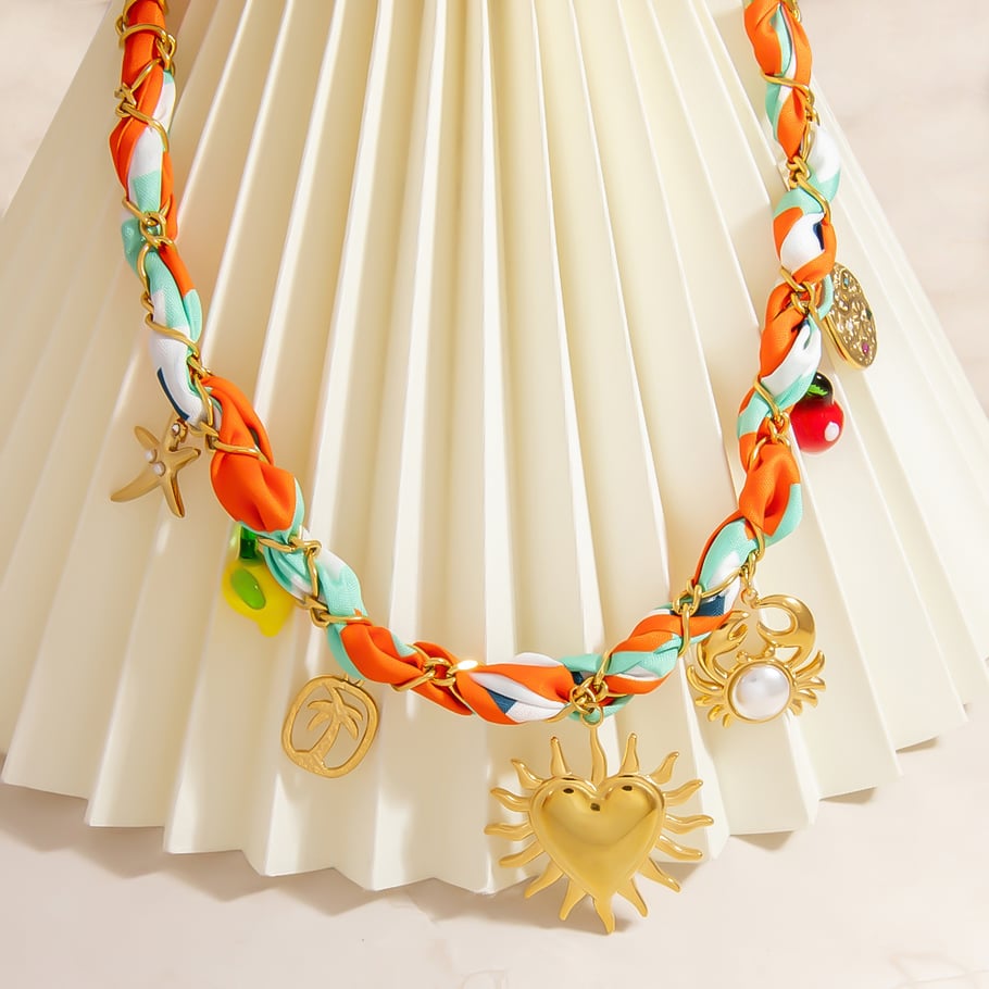 1 Pair Simple Series Casual Heart Stainless Steel   Gold Color  Women's Pendant Necklaces Picture4