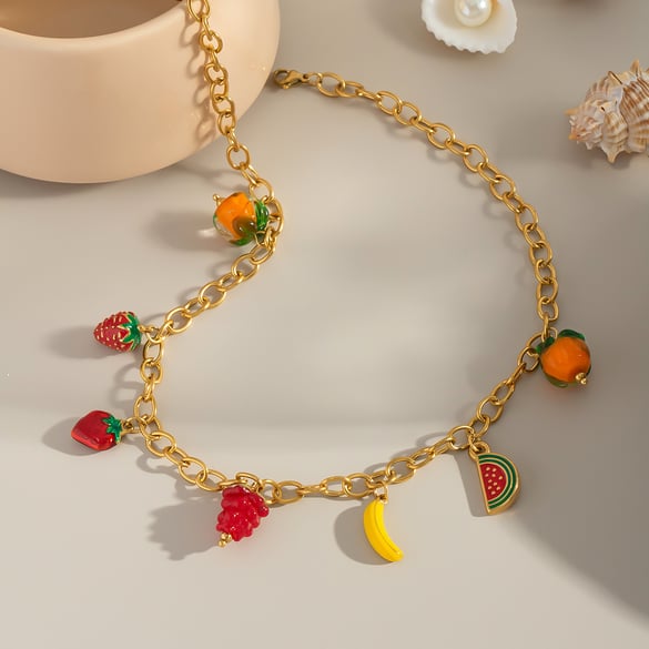 Collier avec pendentif en forme de fruit sucré en acier inoxydable couleur or, 1 pièce