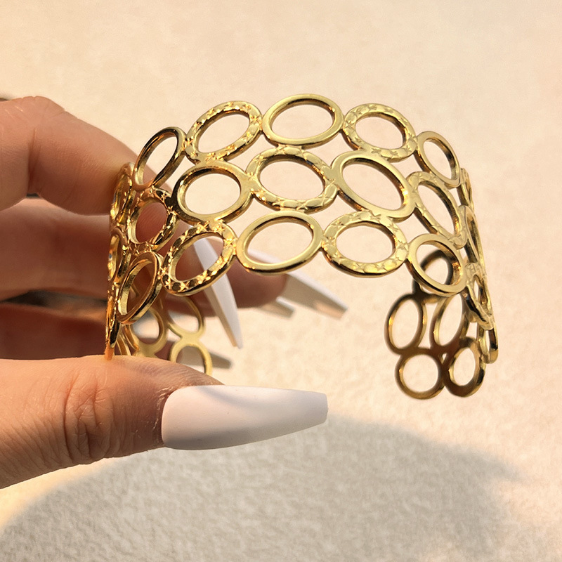 Pulsera clásica de acero inoxidable color dorado de 1 pieza 