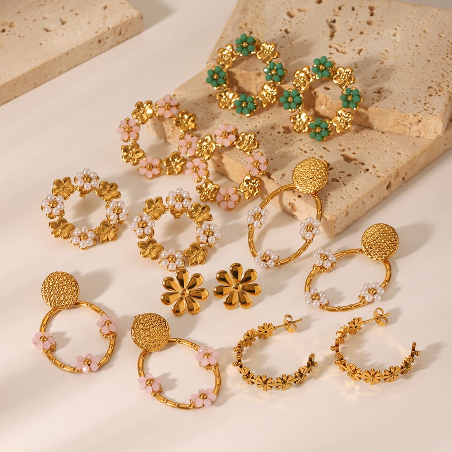 Simple Daily Flower Stainless Steel Gold Color  Women's Stud Earrings Picture4