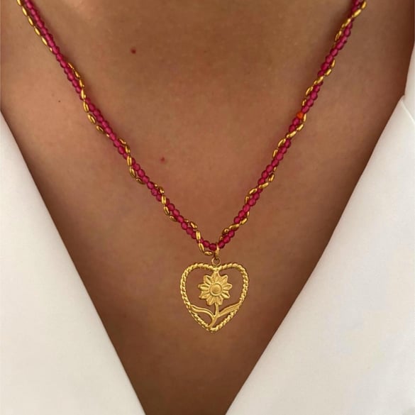 1 collar con colgante de corazón de acero inoxidable color dorado