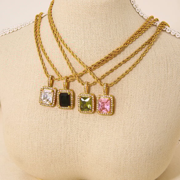 Luxurious Series Classic Geometric Stainless Steel   Gold Color  Zircon Necklaces 2