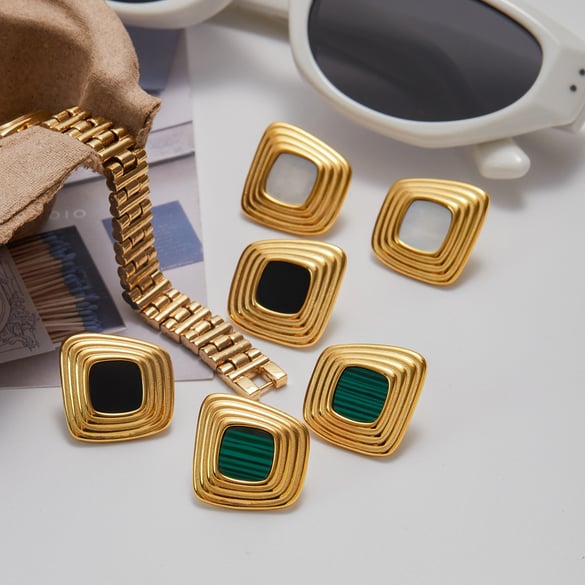 1 Pair Classic Series Elegant Rectangular Stainless Steel Gold Color Women's Stud Earrings 2