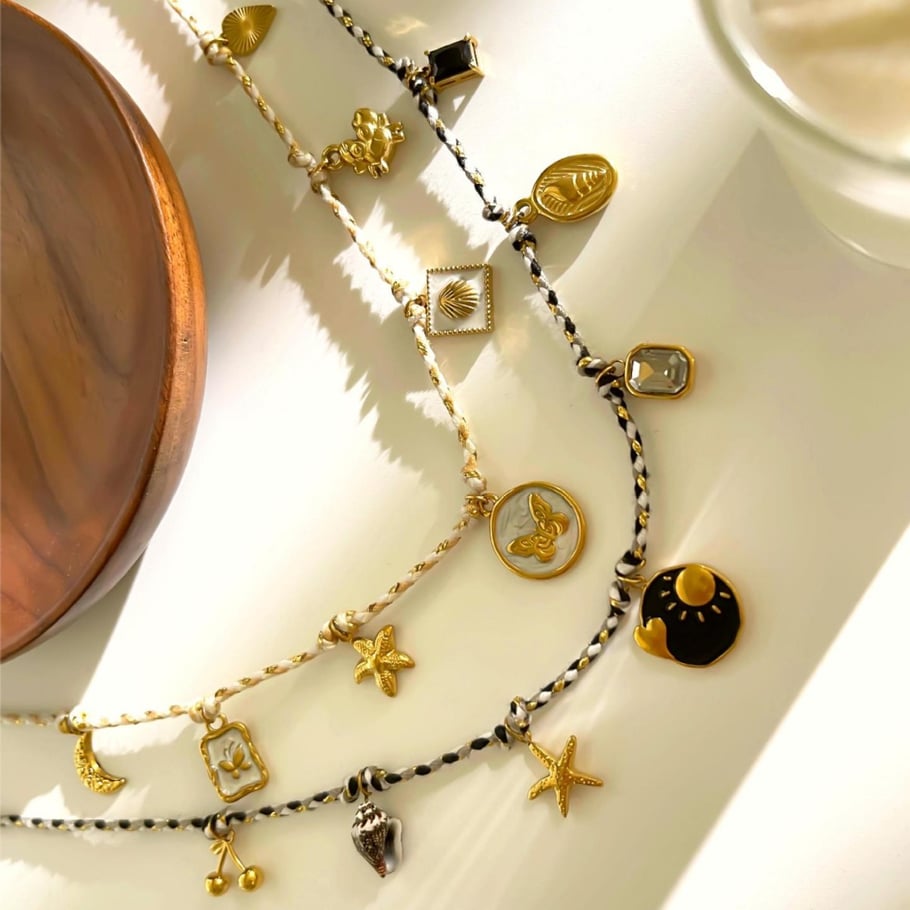Collana con ciondolo a forma di farfalla in acciaio inossidabile color oro, 1 pezzo Immagine5