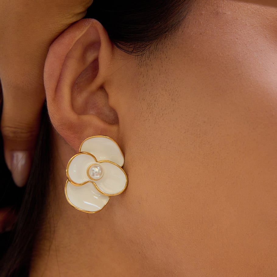 1 Paar Ohrstecker aus Edelstahl mit natürlicher Blume in Goldfarbe für Damen Bild6