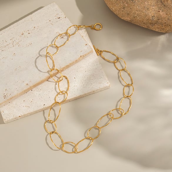 1 Stück Halskette aus goldfarbenem Edelstahl 2