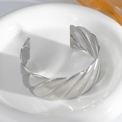 1 Stück gestreifte Armreifen aus goldfarbenem Edelstahl h5 Bild4