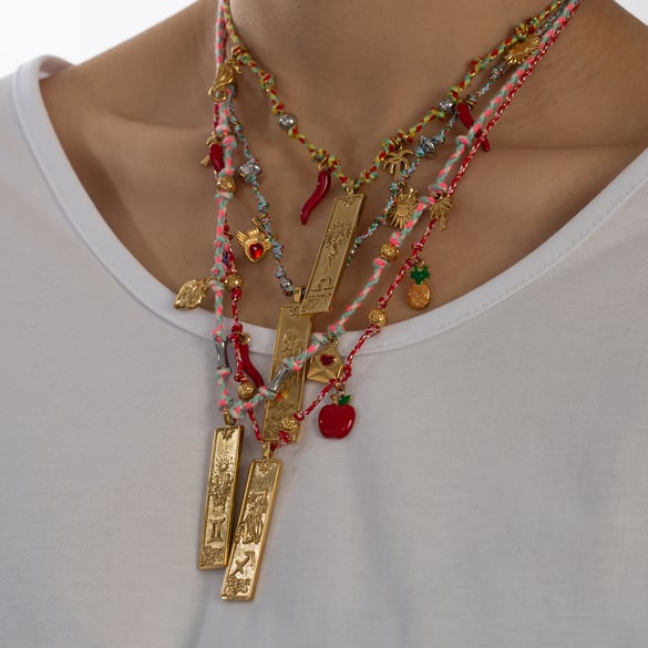 1 Piece Elegant Rectangular Stainless Steel Gold Color Women's Pendant Necklaces 2