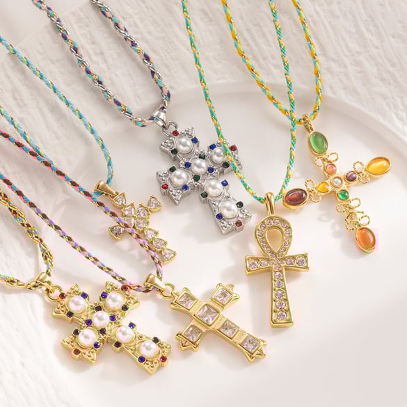 1 Piece Retro Cross Stainless Steel  Gold Color Pendant Necklaces 2