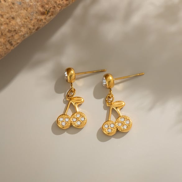 1 Paar Kirsch-Ohrhänger aus Edelstahl in Goldfarbe