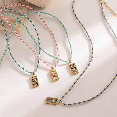 1 pezzo di collana con ciondolo retrò dei tarocchi in acciaio inossidabile color oro h5 Immagine3